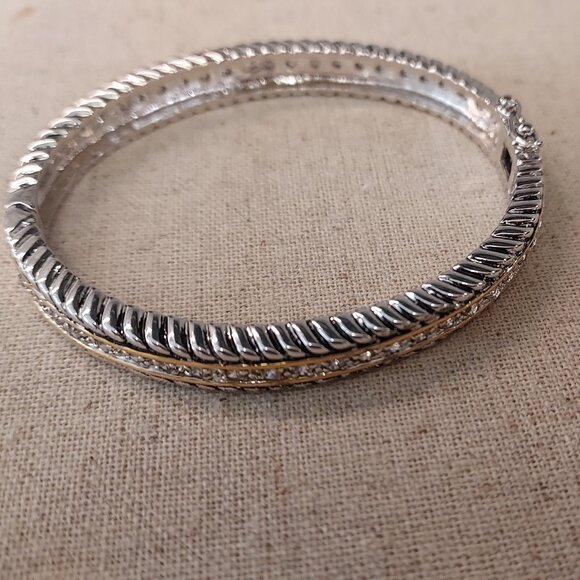 twisted yellow and silver rhodium plated round bracelet - Picture 4 of 5